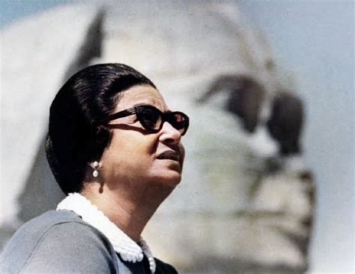 Kalthoum Handous Wiki, Biographie, Age, Taille, Mariage, Contact & Informations