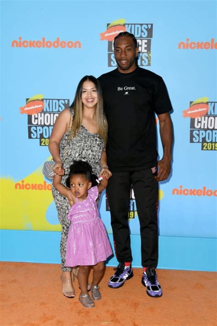 Kishele Shipley [Kawhi Leonard girlfriend] wiki/bio, net worth, married/, kids.