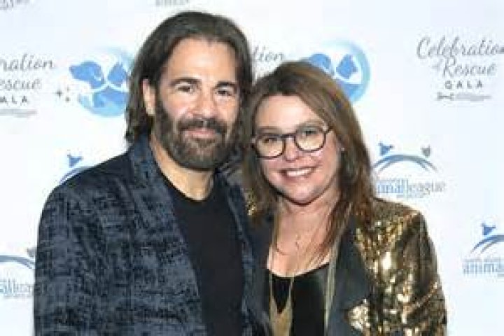 Rachael Ray Bio, Net Worth, Age, Husband, Parents
